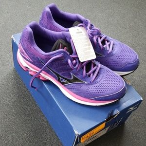 Mizuno Wave Rider 20